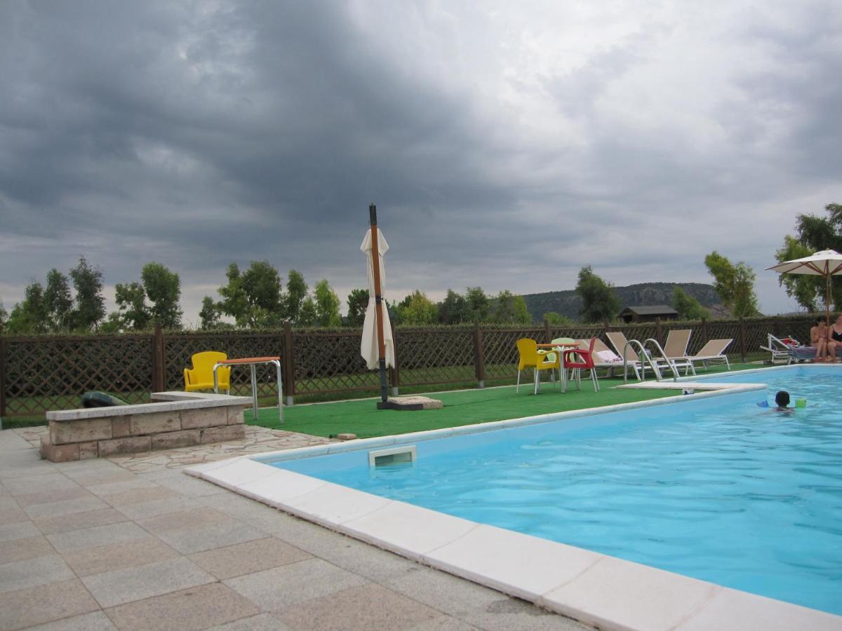 Vistalago Garden Doria Monteleone Rocca Doria Eksteriør billede